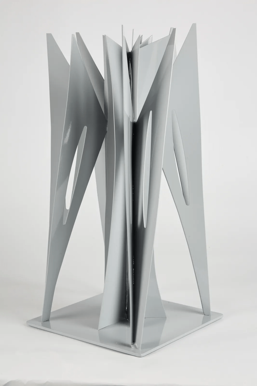 galleriad artecontini pablo atchugarry mariposa de la vida 2023